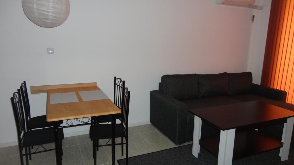 Apartment In Green Beach Resort Kavatsi Süzebolu Dış mekan fotoğraf